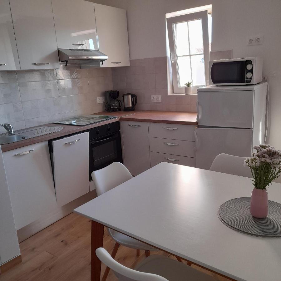 Apartments Filipovic Biograd Na Moru Eksteriør bilde