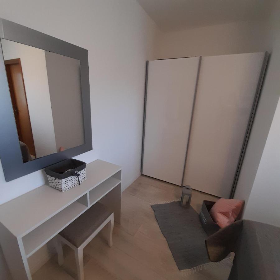 Apartments Filipovic Biograd Na Moru Eksteriør bilde