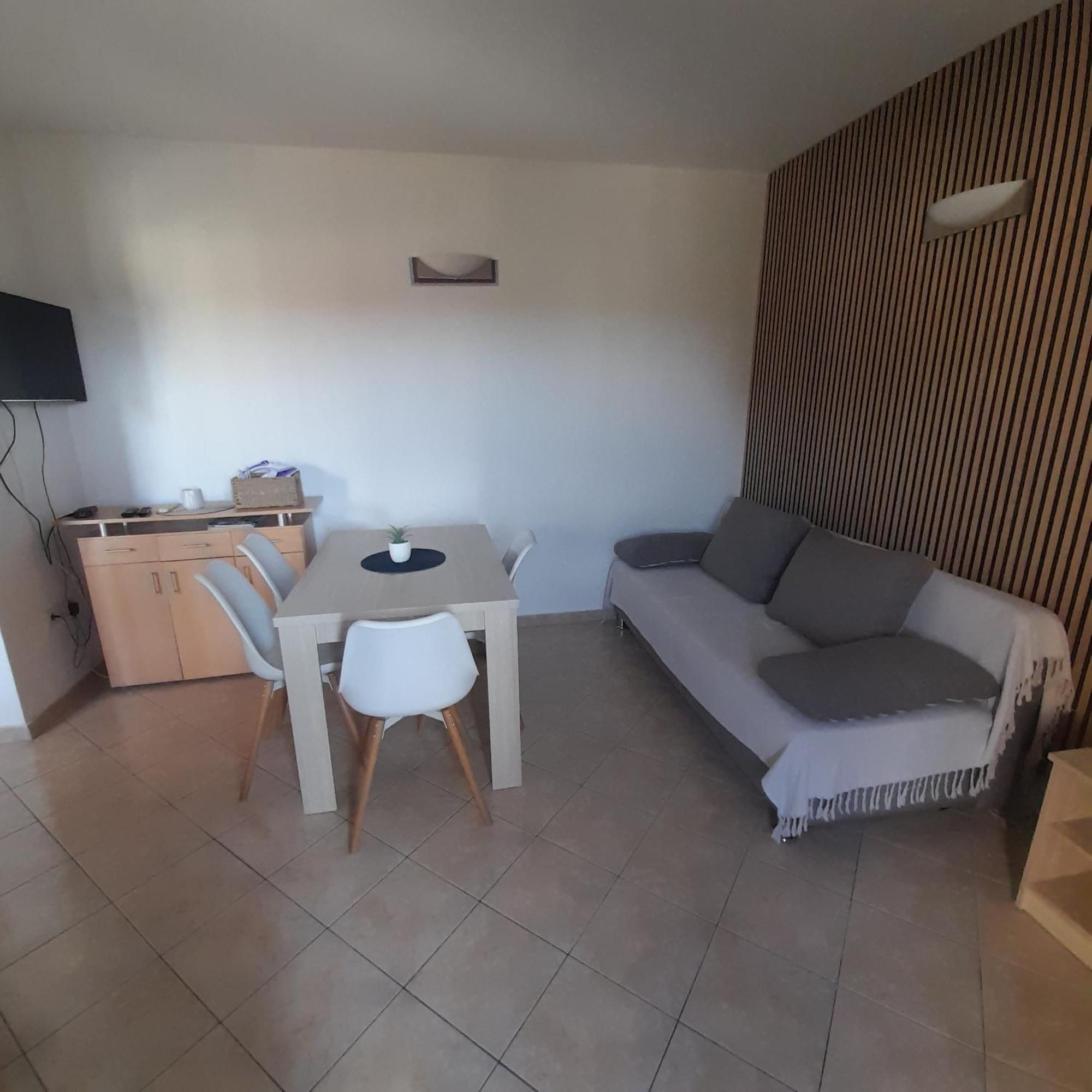 Apartments Filipovic Biograd Na Moru Eksteriør bilde