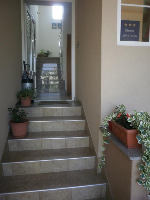 Apartments Filipovic Biograd Na Moru Eksteriør bilde
